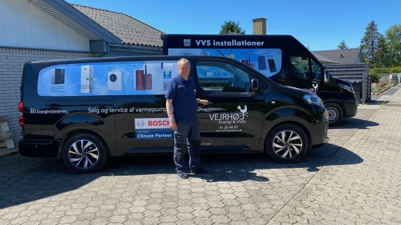 : VEJRHØJ ENERGI &amp; VVS hjælper med professionel installation af Daikin varmepumpe – effektiv og pålidelig opvarmning